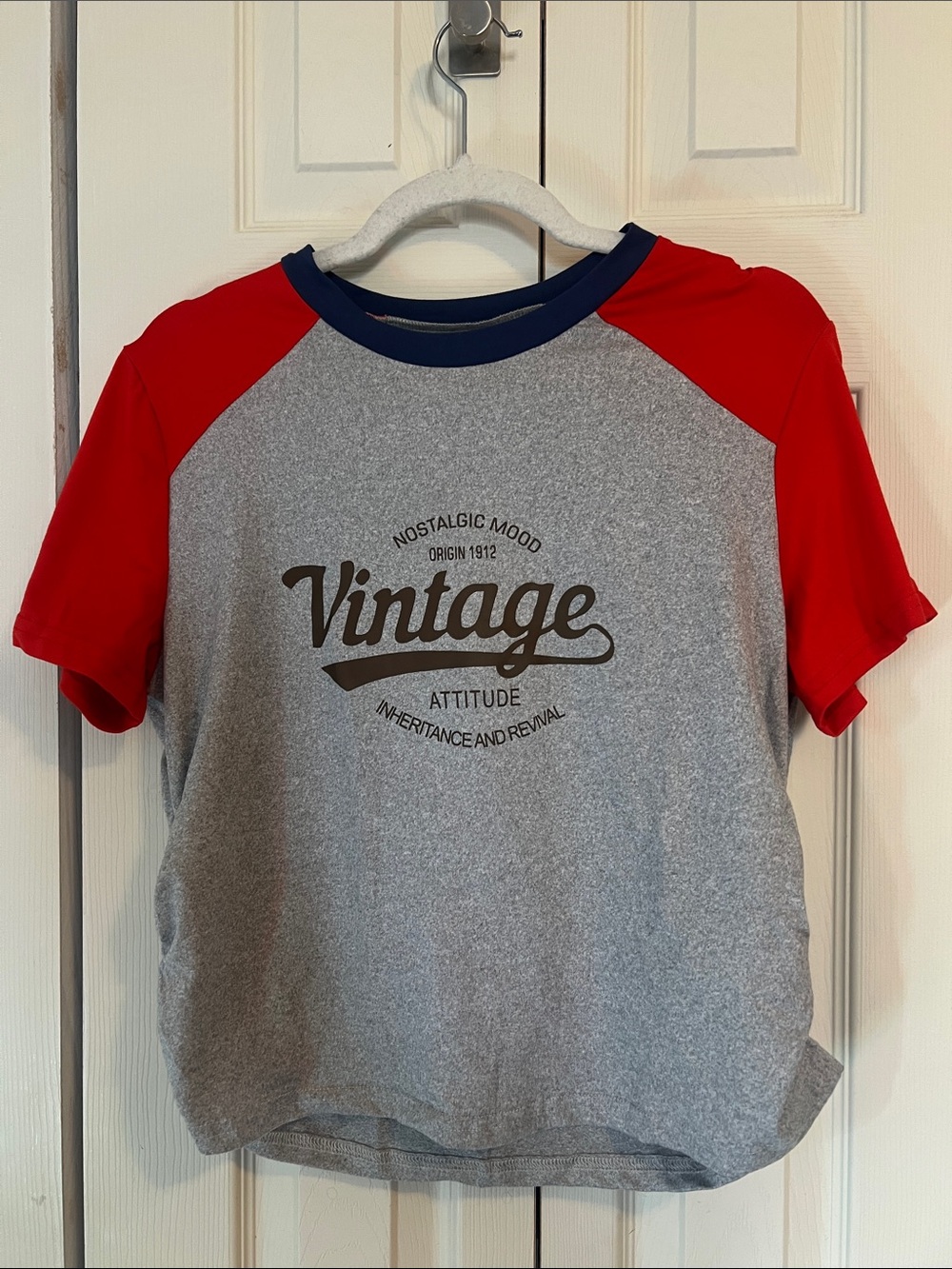 Vintage Graphic Raglan Kids Tee - Red & Gray